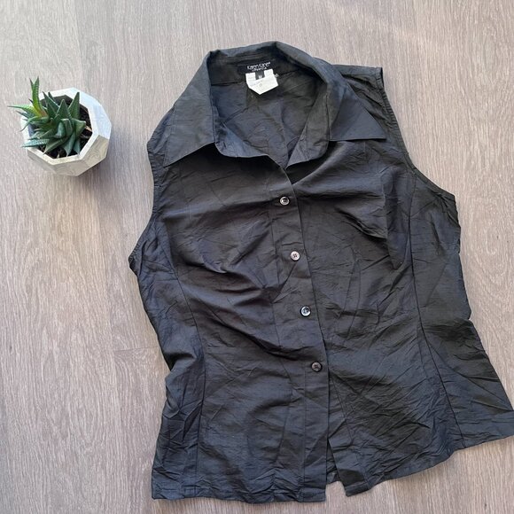Karen Kane Silk Sleeveless Button Down Blouse (with Crinkle look) - Picture 7 of 10